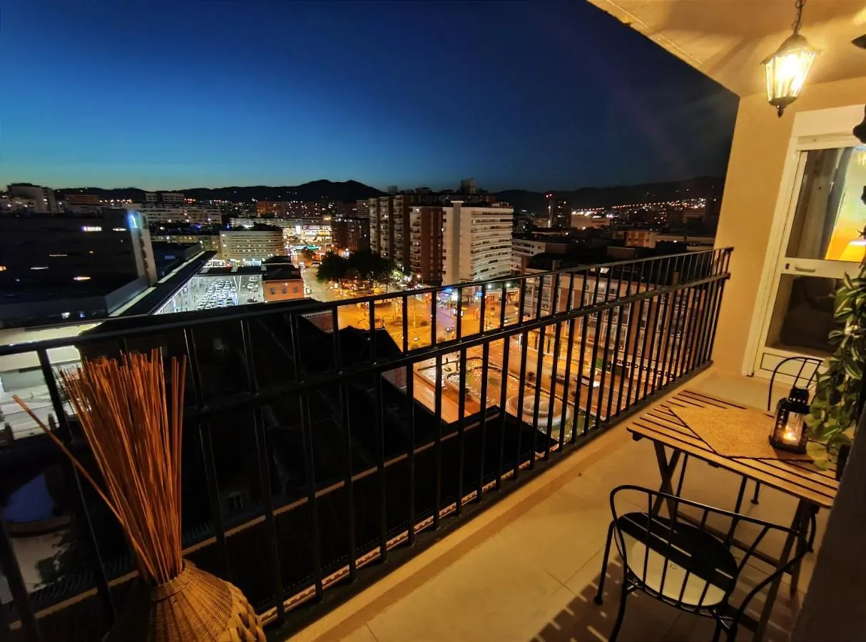 Atico En El Corazon De Malaga Apartment